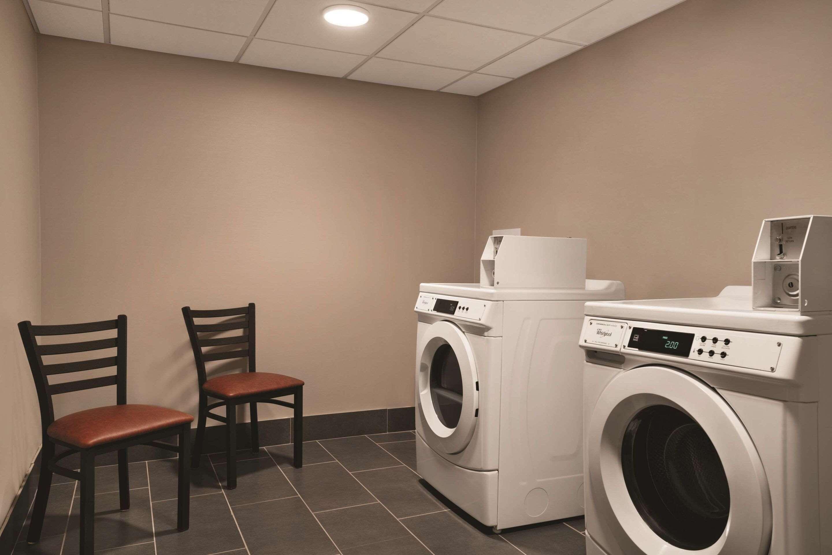 Comfort Inn & Suites Liverpool - Syracuse North Kültér fotó