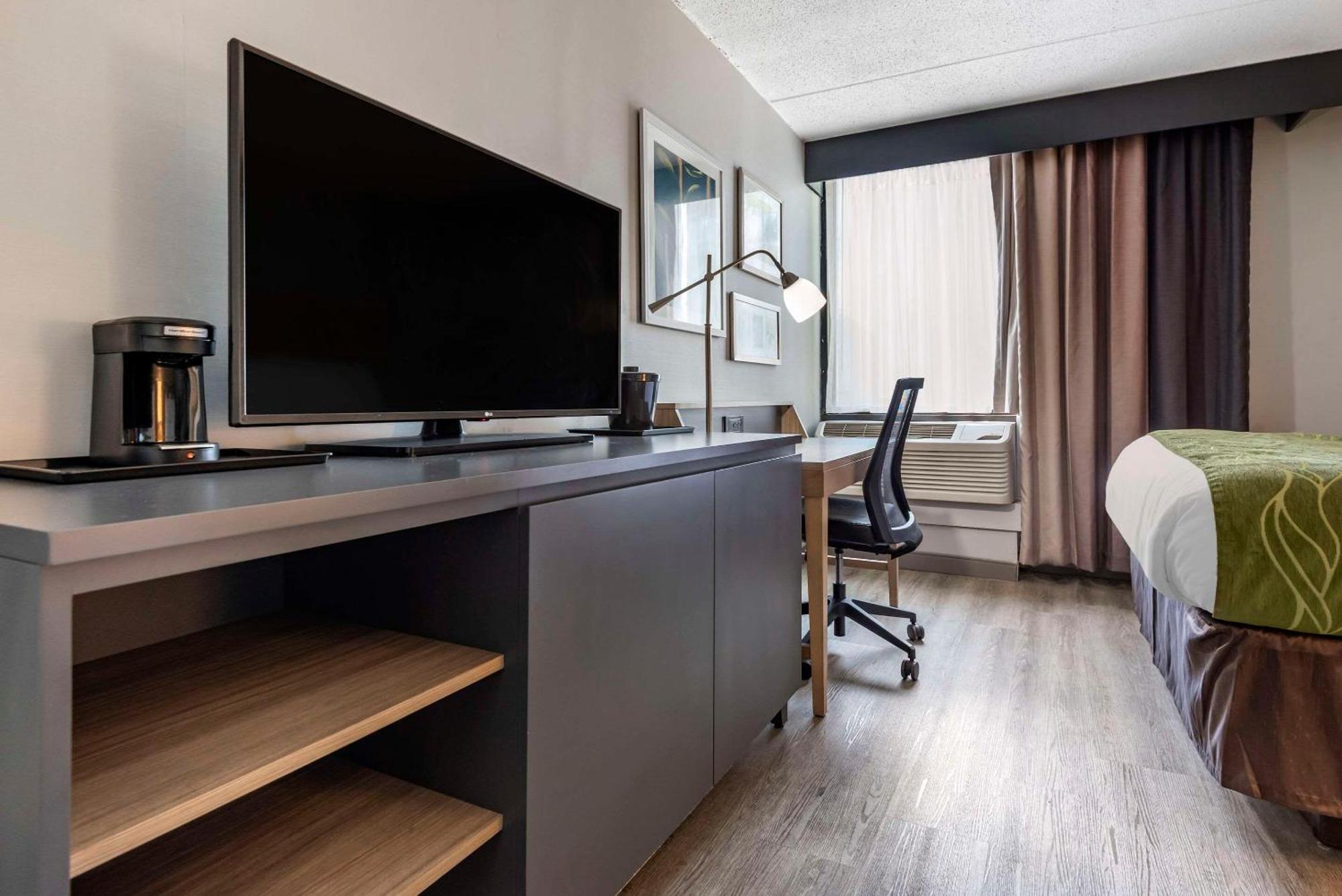 Comfort Inn & Suites Liverpool - Syracuse North Kültér fotó