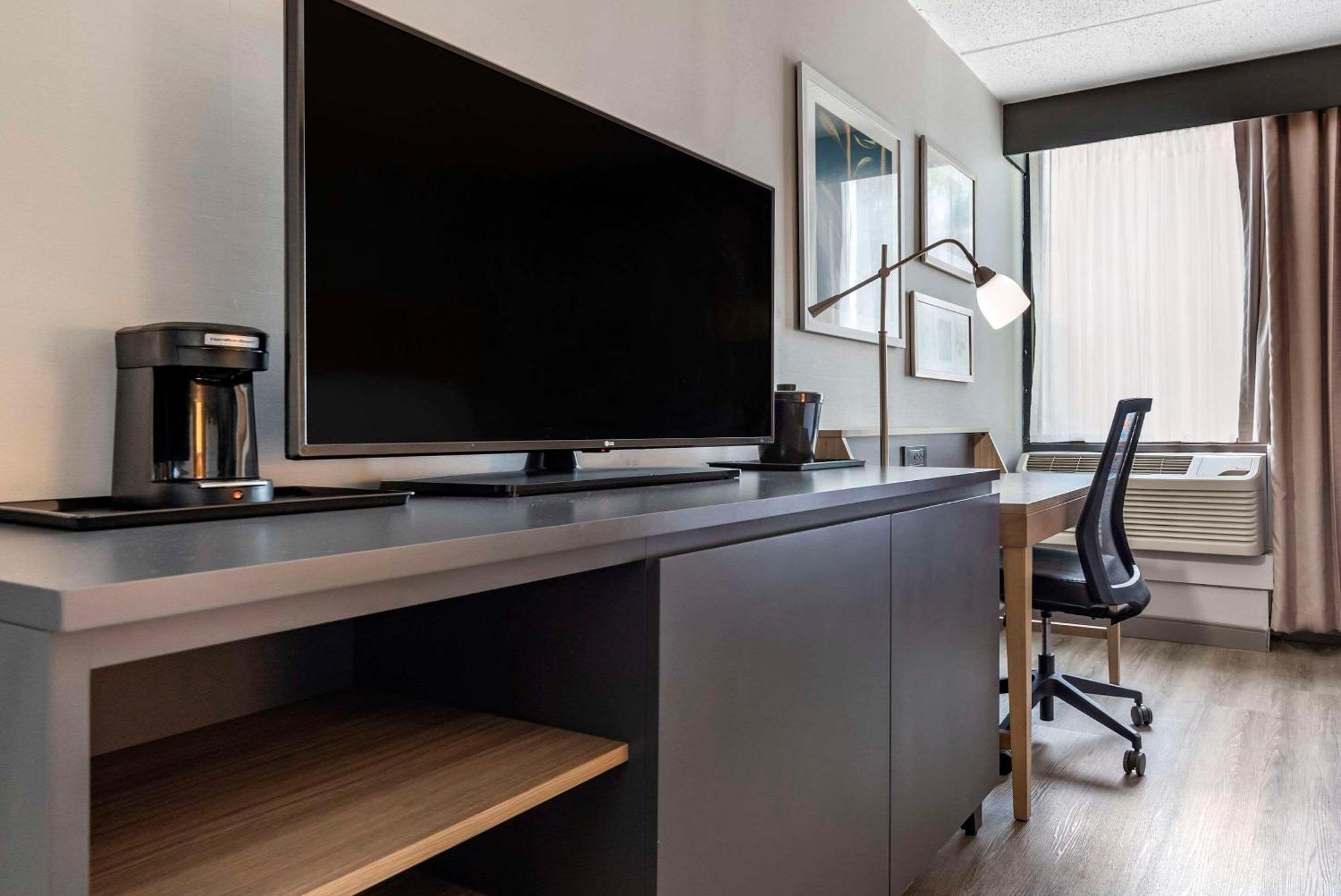 Comfort Inn & Suites Liverpool - Syracuse North Kültér fotó