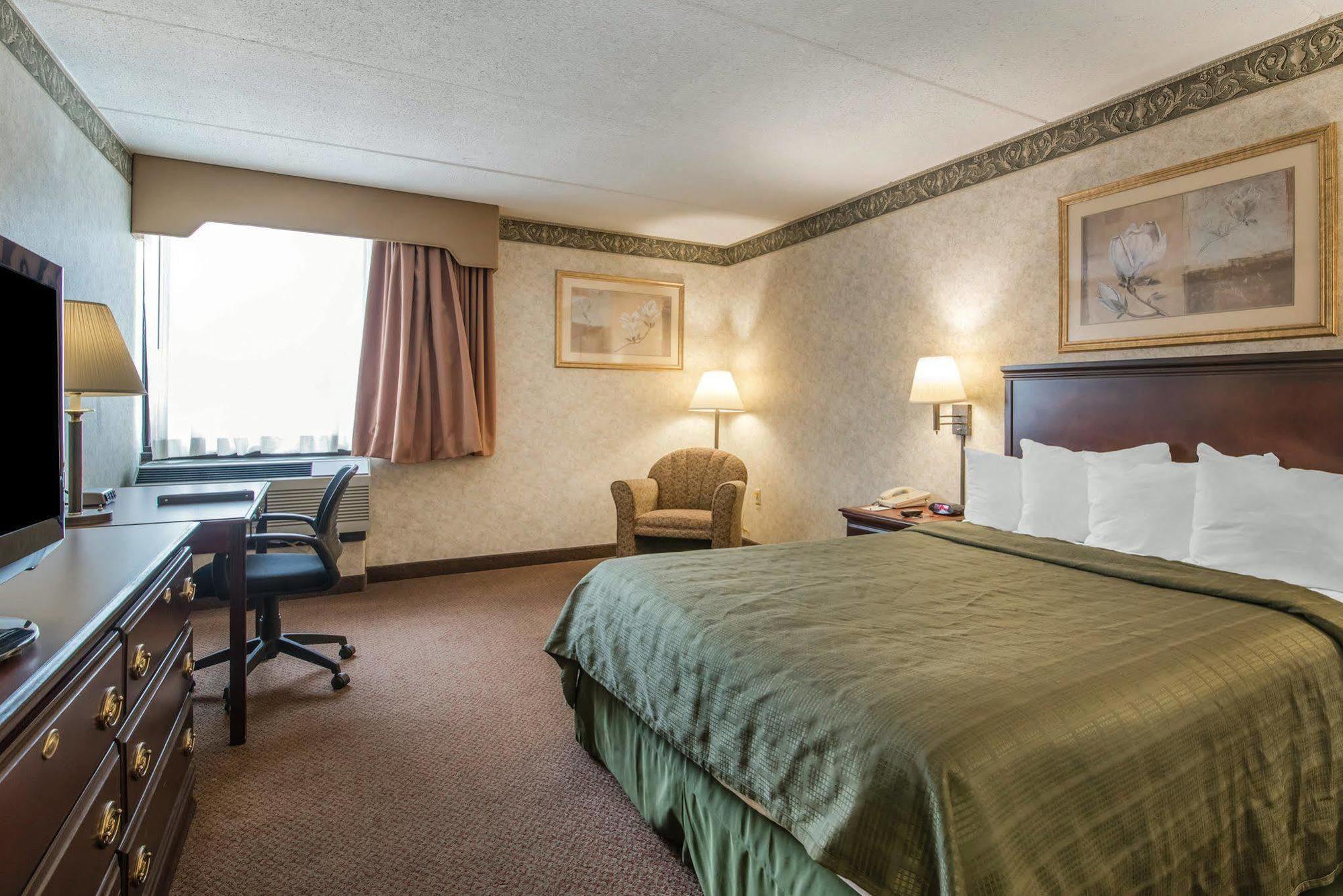Comfort Inn & Suites Liverpool - Syracuse North Kültér fotó